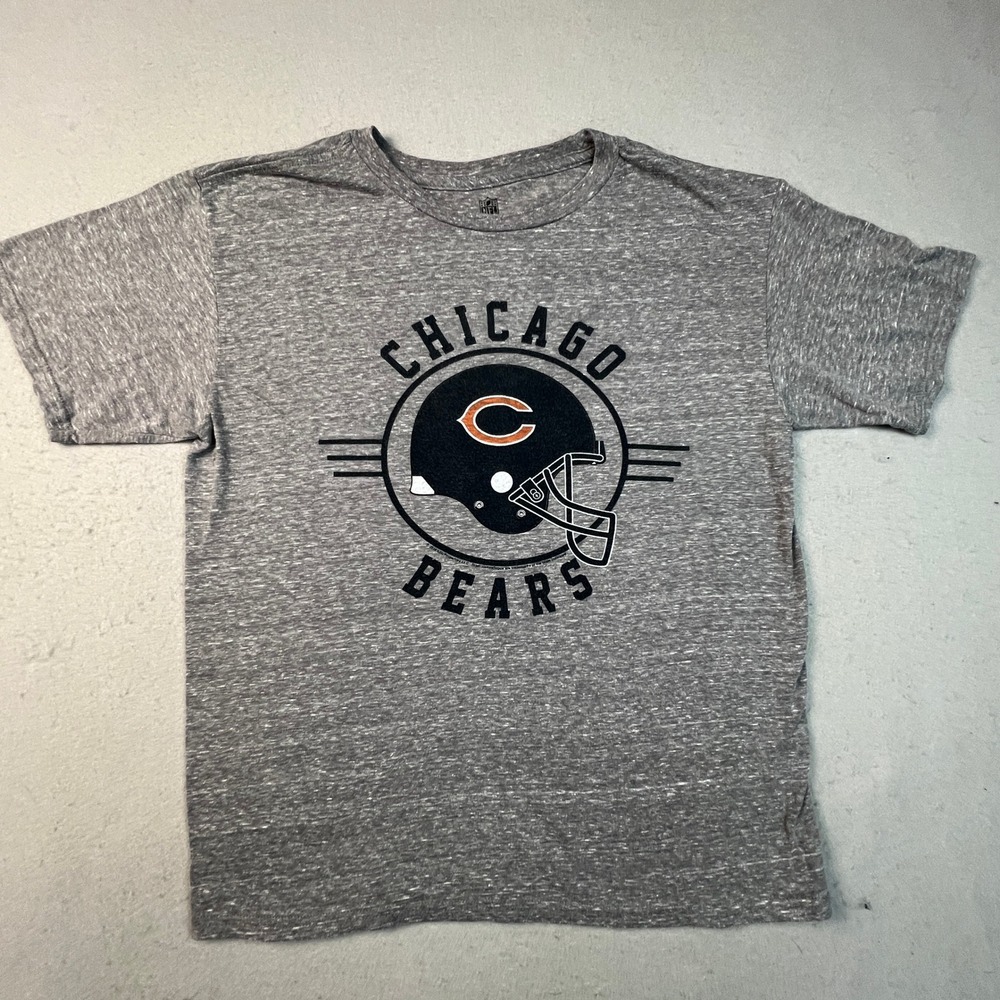 NFL Team Apparel Chicago Bears T-Shirt Boys XL Gray Graphic Helmet Logo Football